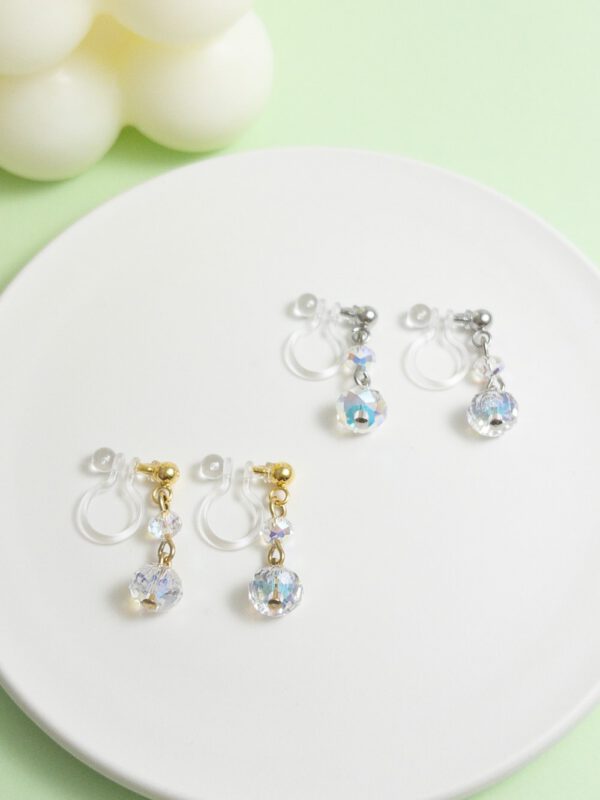 tohu-invisible-clip-on-earrings-crystal-d007g-gold1 雪人・無痛耳夾