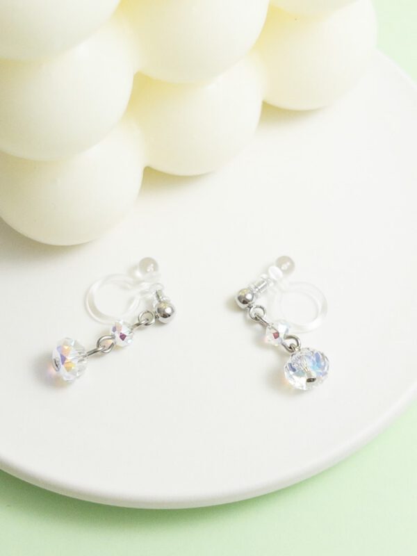 tohu-invisible-clip-on-earrings-crystal-d007s-silver2 雪人・無痛耳夾