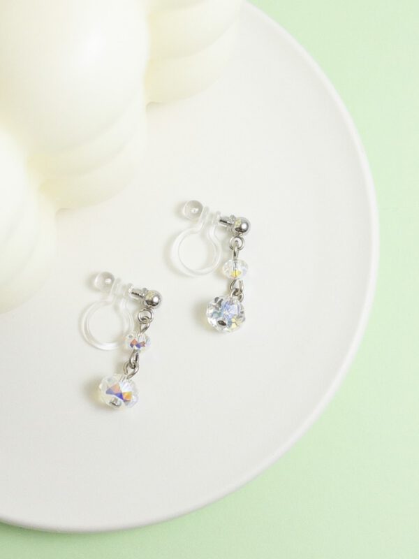 tohu-invisible-clip-on-earrings-crystal-d007s-silver4 雪人・無痛耳夾