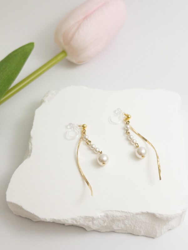 tohu-invisible-clip-on-earrings-pearl-d006g-gold1 銀河・無痛耳夾