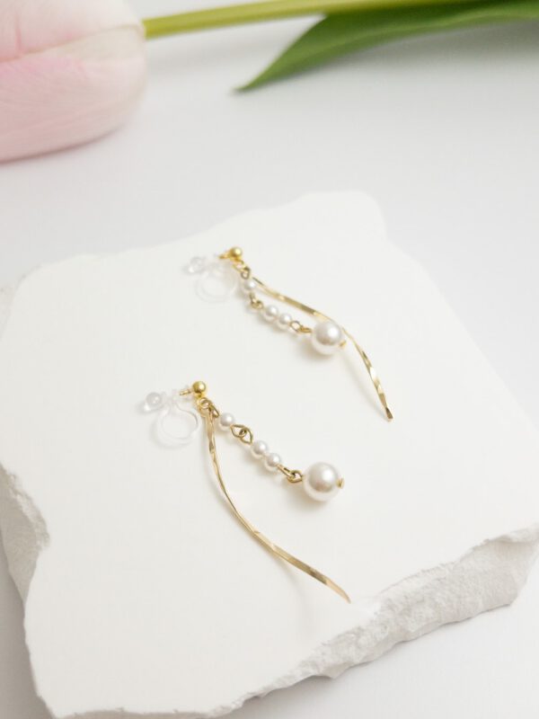 tohu-invisible-clip-on-earrings-pearl-d006g-gold3 銀河・無痛耳夾