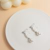 tohu-invisible-clip-on-earrings-pearl-s008s-silver2 溫柔珍珠・無痛耳夾